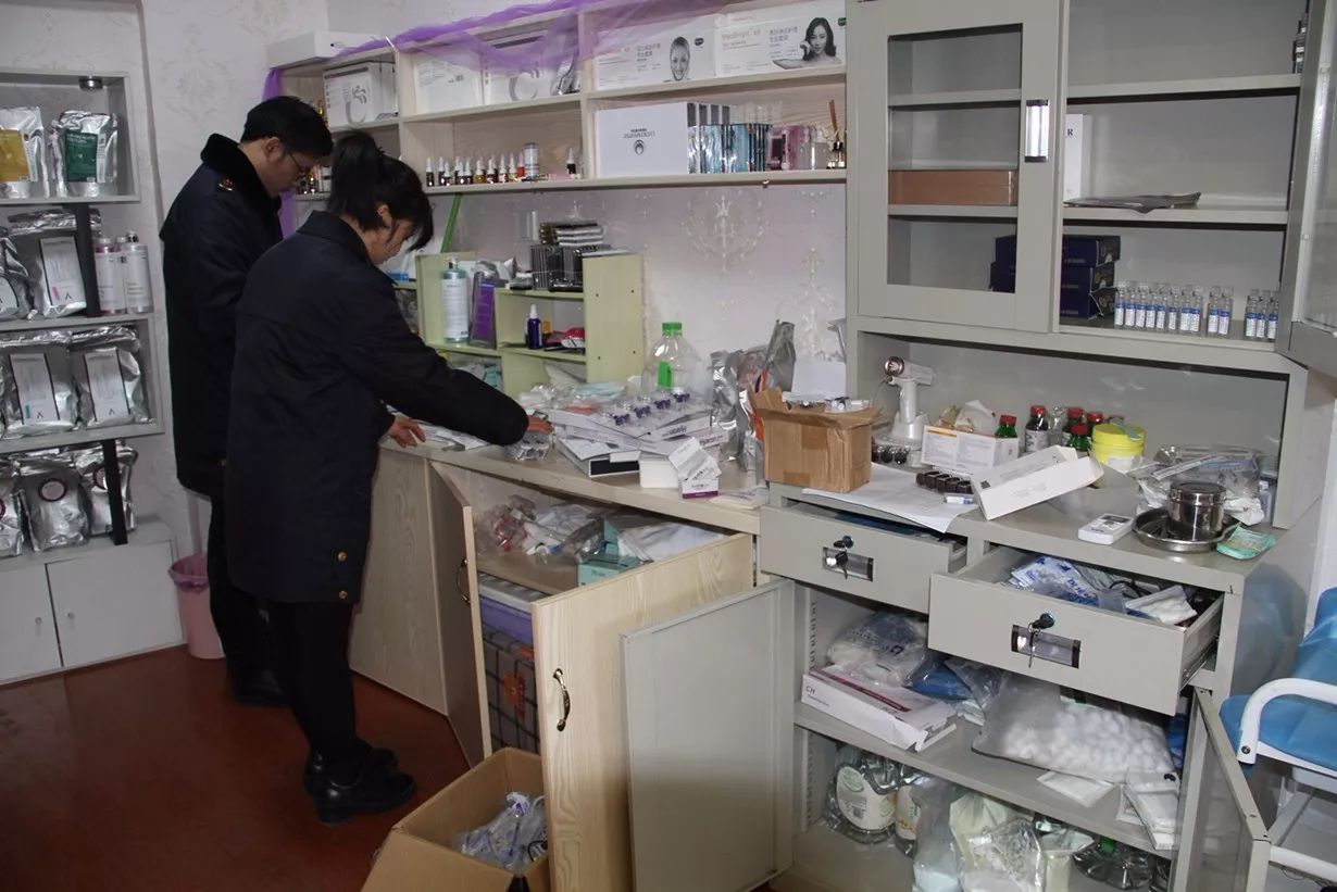 美甲店做微整形违法吗,美甲店做微整