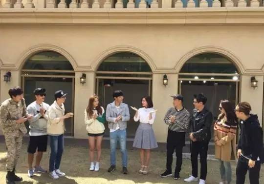 社长小报CNblue即将占领银行卡封面，朴灿烈开启演员模式