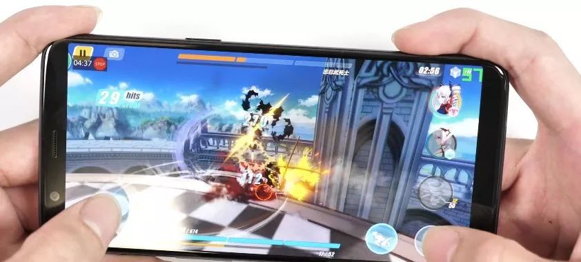 他就是吃鸡界的王者聊聊评价超11W好评率100%的安卓神机“吃鸡之路”