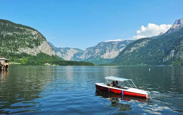 恋与制作人伴你身边,恋与制作人在你身边选谁比较好