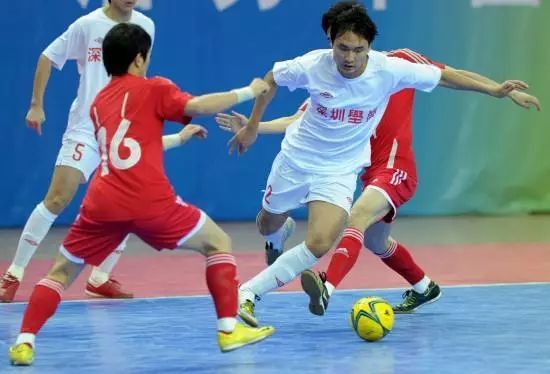 体育中心总部基地,体育中心训练营