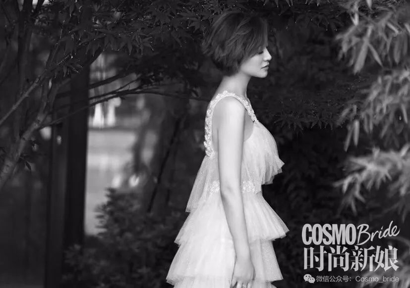 42岁的李小冉怎么美成这样,40岁李小冉图片