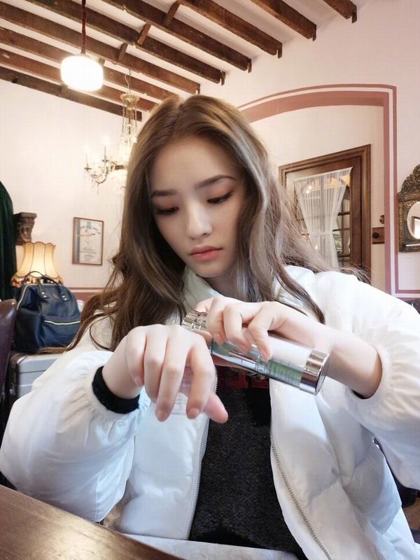 林允素颜机场照,林允素颜护肤品