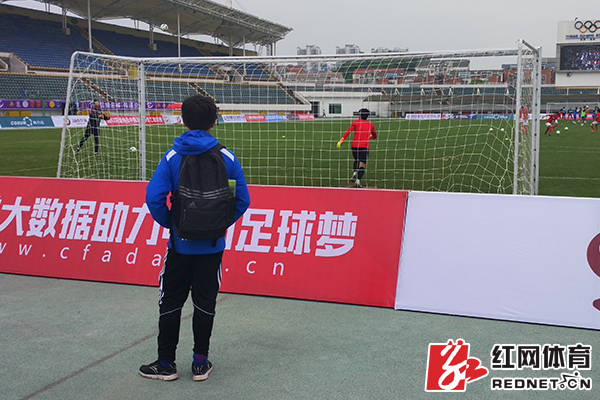 湖南湘涛首发守门员,湖南湘涛队守门员