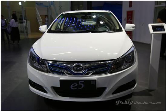 比亚迪e5几款的区别,比亚迪e5与比亚迪秦的区别