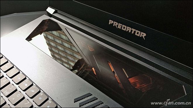 谁说超薄本不能流畅吃鸡？这款宏碁掠夺者Triton700表示不服！