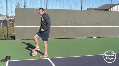 足球训练传球教学视频,足球训练如何独自做好传球训练