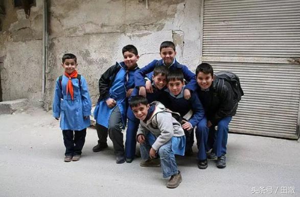 美国校服日本校服中国校服,世界各地的校服