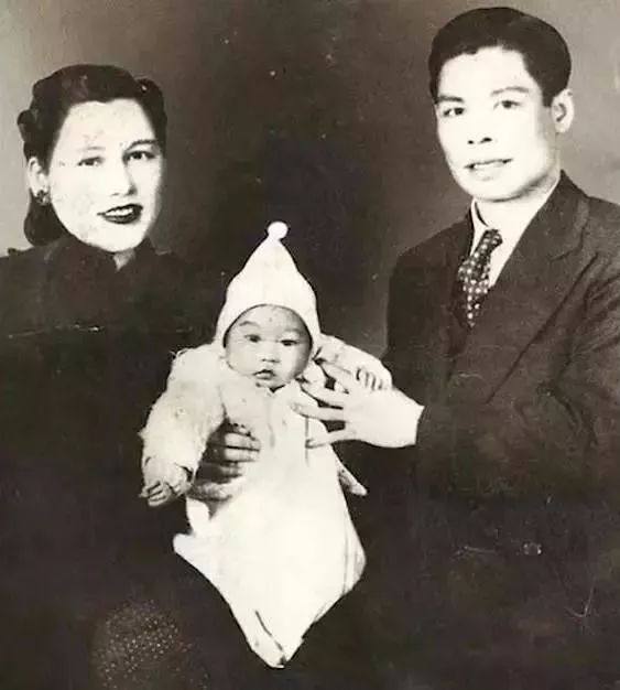 李小龙有多崇拜周星驰,周星驰崇拜李小龙