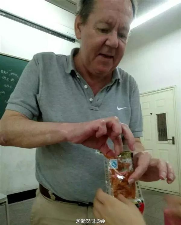 老外最爱中国菜,中国老干妈在国外有多受欢迎