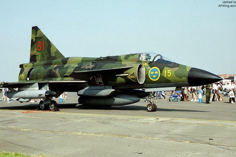 萨博37战斗机,鸭翼螺旋桨战斗机