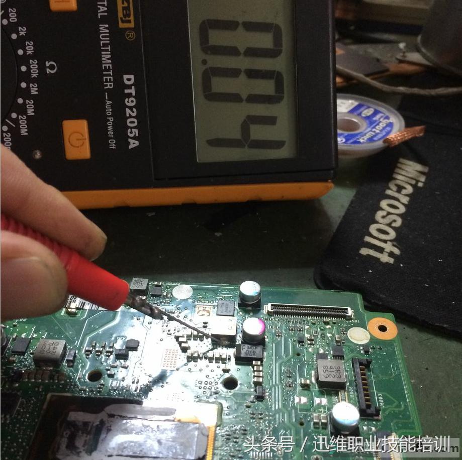“喝了咖啡”的华硕笔记本不触发曲折维修,竟然被小电阻骗了……