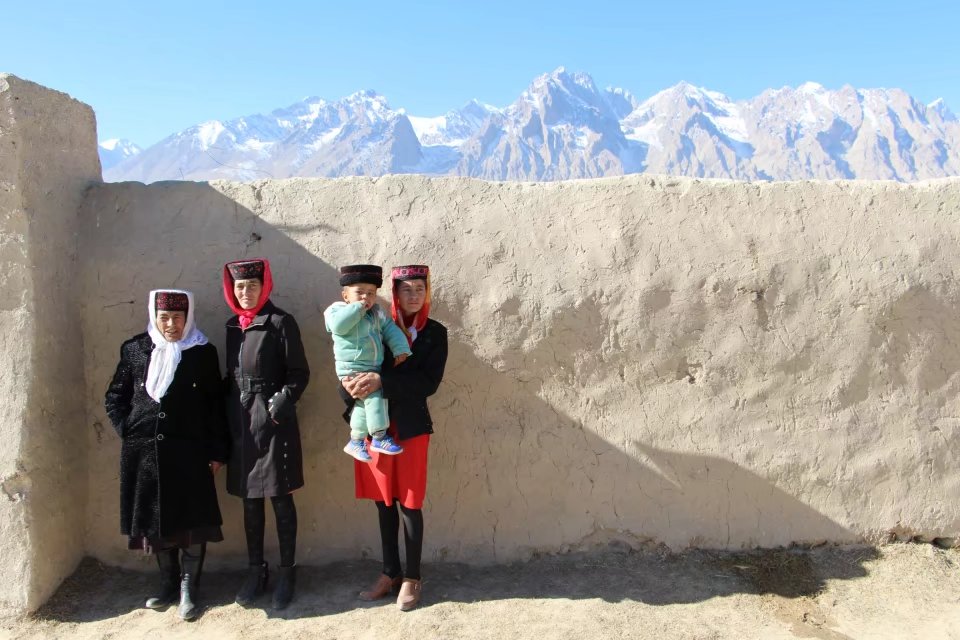 探秘帕米尔高原塔吉克族,帕米尔高原上的塔吉克族族人