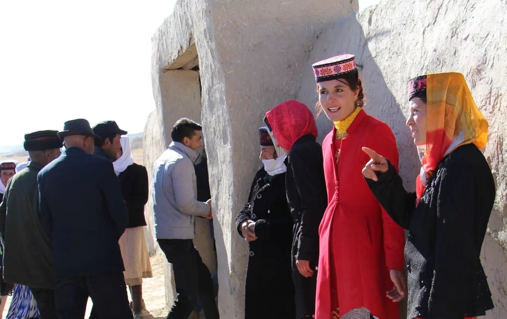 探秘帕米尔高原塔吉克族,帕米尔高原上的塔吉克族族人