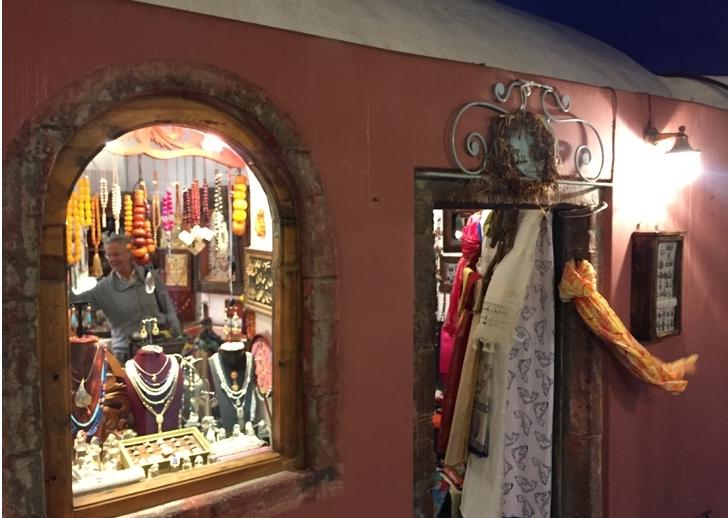 在希腊抱走一只猫,再让老爷爷带我去飙车