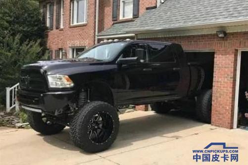 中美皮卡,奔驰g636x6可以上路吗