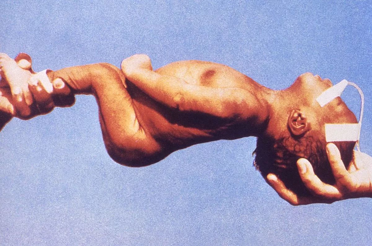 11位*奴女**5年遭受近50次痛苦手术，却成就了他“妇科之父”的荣耀