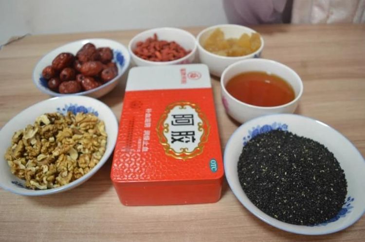 自制阿胶糕用什么黄酒好,自制黄酒阿胶的做法