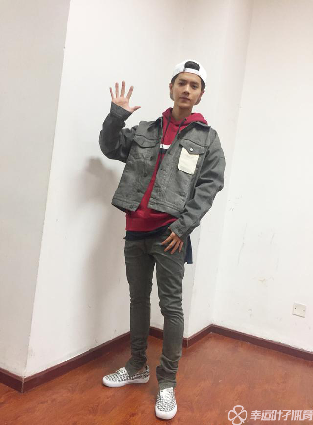 鹿晗穿什么球鞋,鹿晗所有鞋