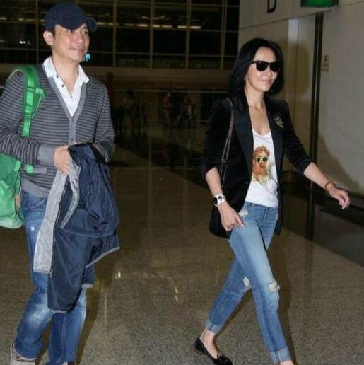 35岁陈慧琳撞衫,陈慧琳50岁对比30岁的区别