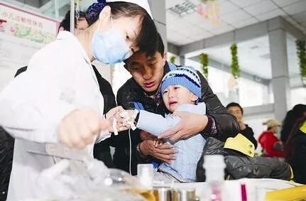 雾霾天气怎么预防肺炎,冷空气会导致肺炎怎么治疗