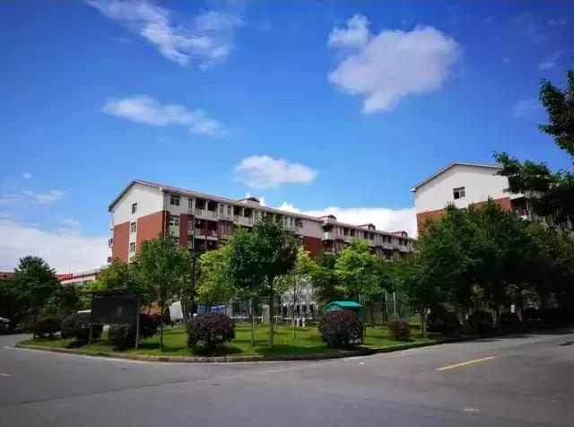 湖南一本宿舍有空调的学校,湖南哪些高校没有空调