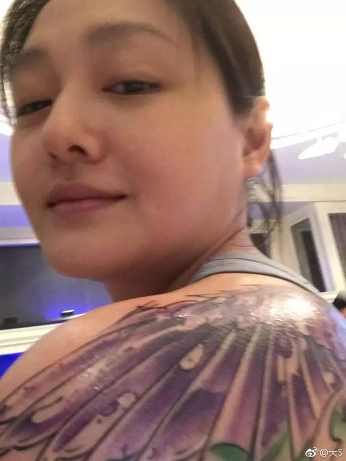 汪小菲瘦10公斤,汪小菲发文说大s减肥饿了就喝水