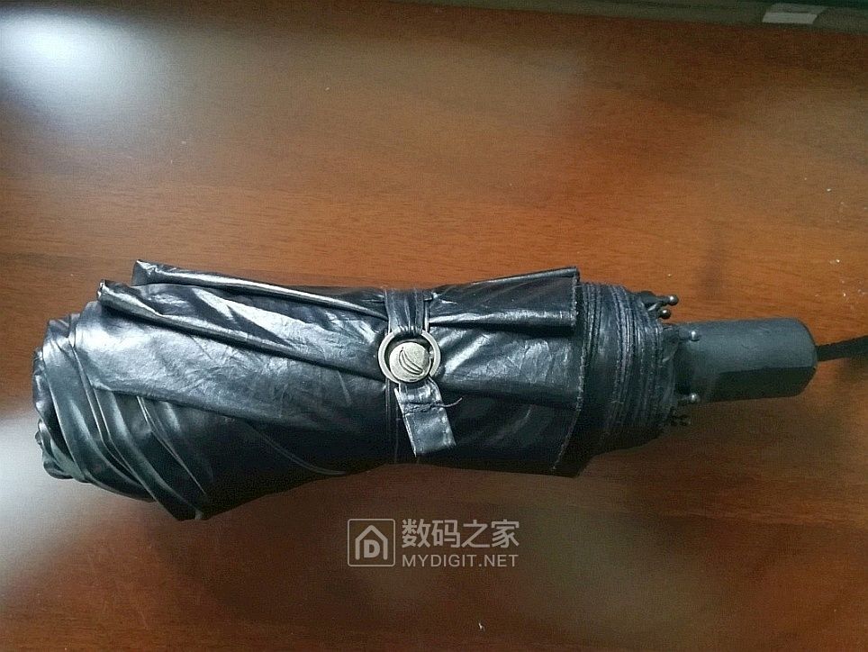 雨伞可以自动修复吗,雨伞可以用自喷漆吗