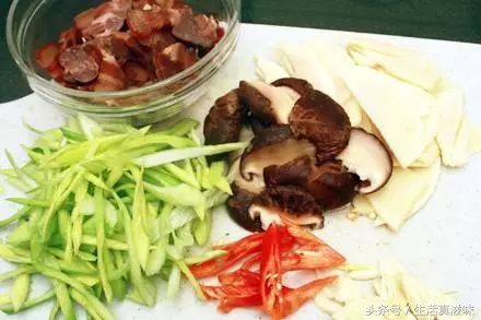 冬笋的家常菜做法大全,食谱干烧冬笋一道传统的家常菜