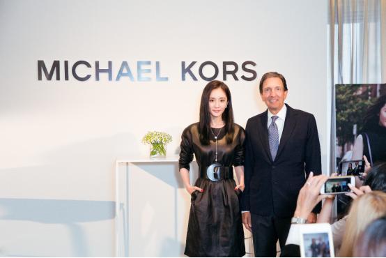 杨幂代言的mk包包,带货女王杨幂同款mk