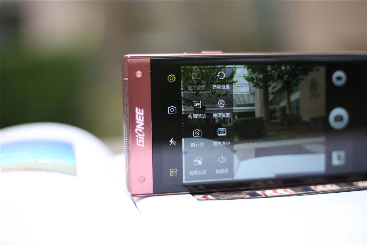 金立w2017翻盖手机价格,金立翻盖手机与三星哪个好