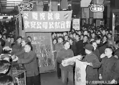 郭氏兄弟：从水果小贩到百货大佬