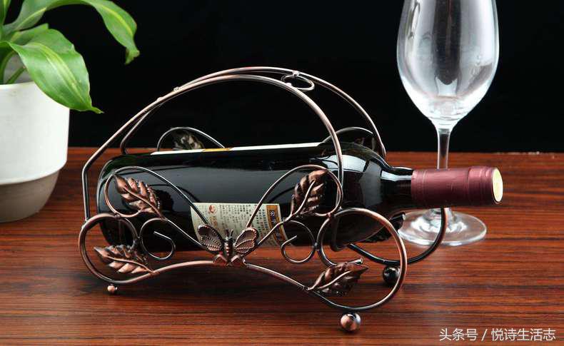 创意吧台悬挂式红酒架,创意家饰魔术般的红酒架