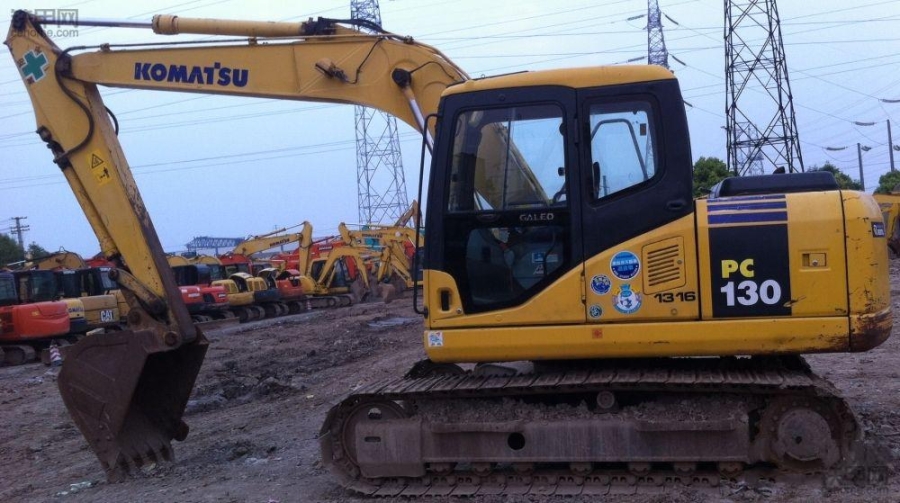 哪个进口二手挖掘机最便宜,广西直喷二手卡特挖掘机交易市场