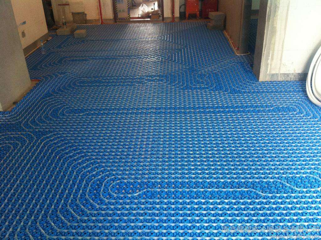 地暖*压打**步骤有哪些？地暖*压打**怎么收费？