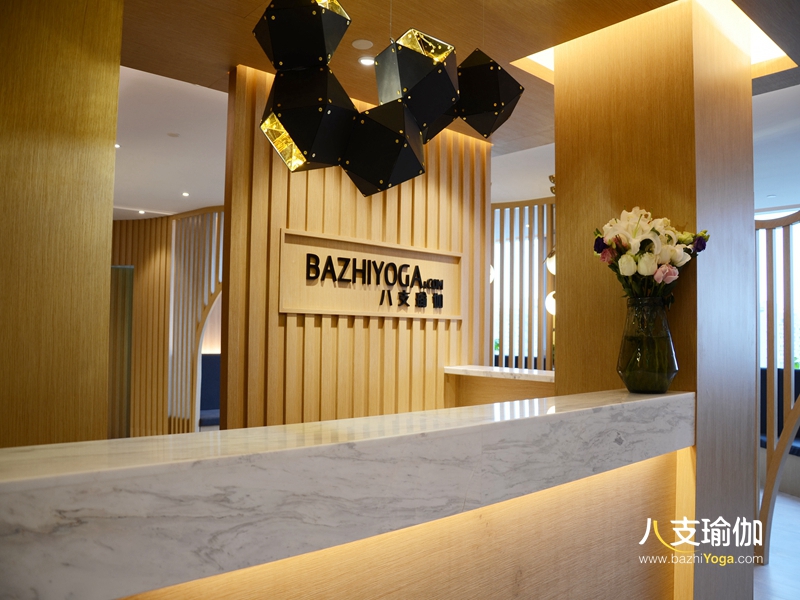 瑜伽培训师证书哪家能考,瑜伽教练证有几种有什么区别