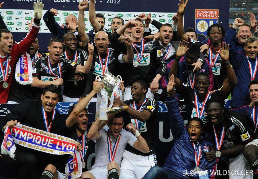 曼联终结死敌曼城28场不败纪录,03皇马曼联改变欧洲足球格局