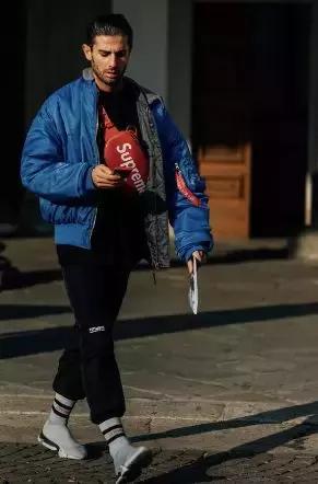 本命年从头红起,本命年红短甲