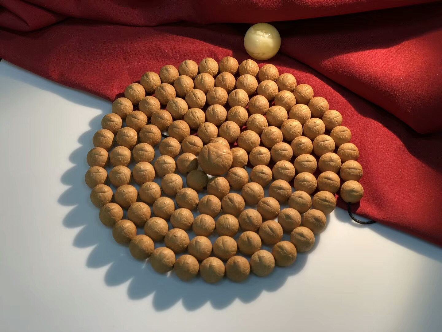 好好的眼睛突然睁不开了,好好的眼睛忽然之间模糊看不清楚