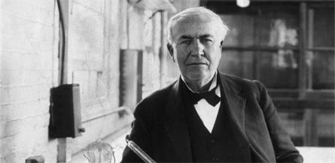 爱迪生真的是第一个发明灯泡的吗,发明家爱迪生发明灯泡失败了几次