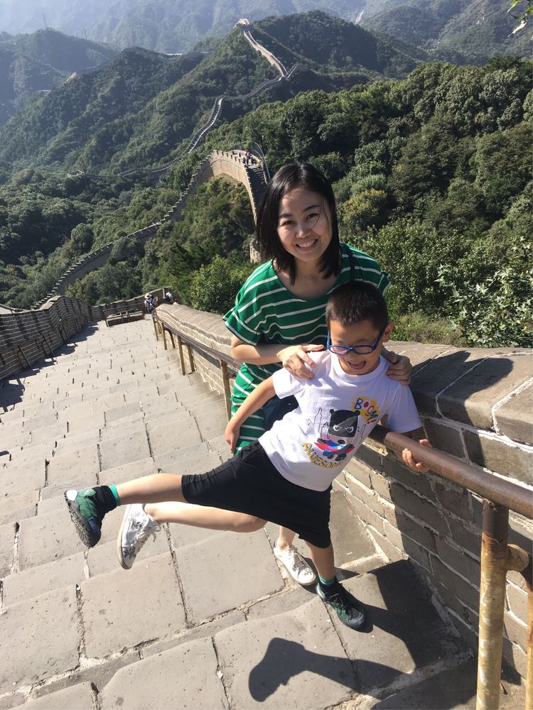 和小屁孩们一起出去玩的视频,和小屁孩玩的一天