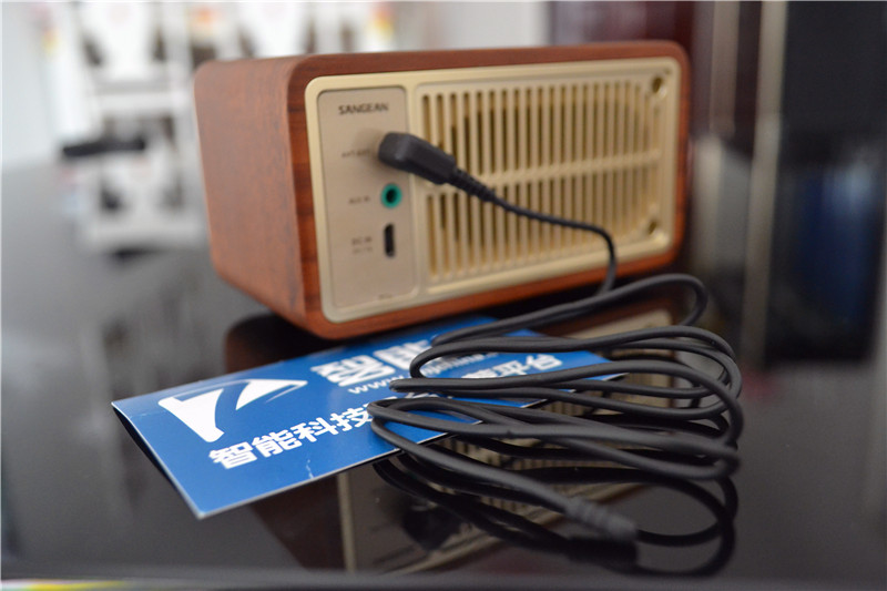 复古实力派，唤醒记忆中的FM调频电台，山进莫扎特体验