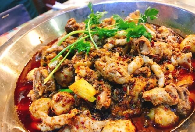 成都绝城芋儿鸡总店,芋儿鸡成都品尝