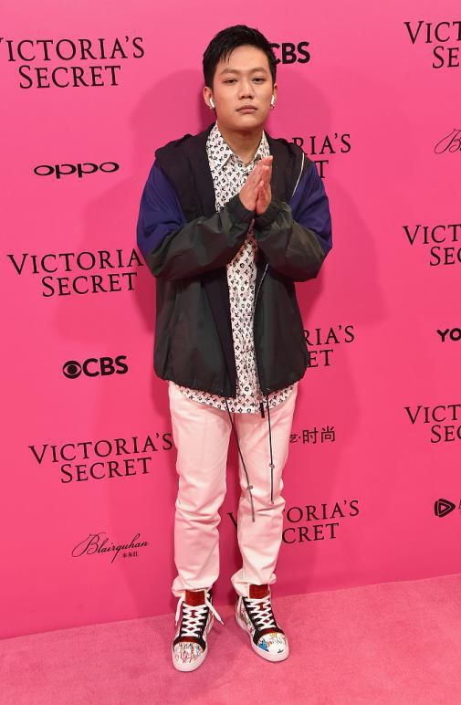 玩嘻哈穿裤子,搞嘻哈穿的裤子