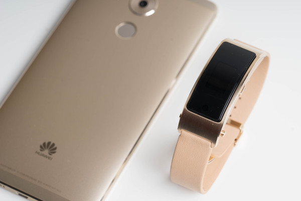 华为手环3深度评测,华为智能手环b3测血压