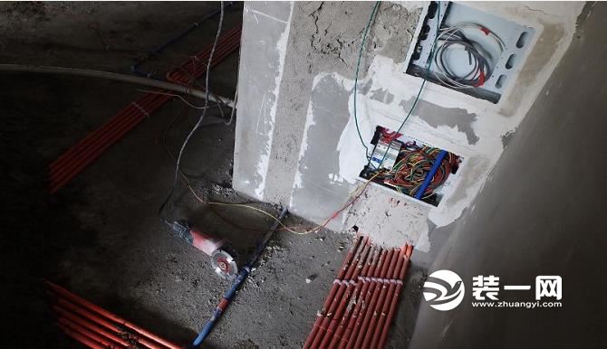 全屋集成板装修100平方屋用多少钱,100平房子装修10万元