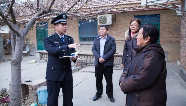 王海港视频,王海港讲述二十年坚守