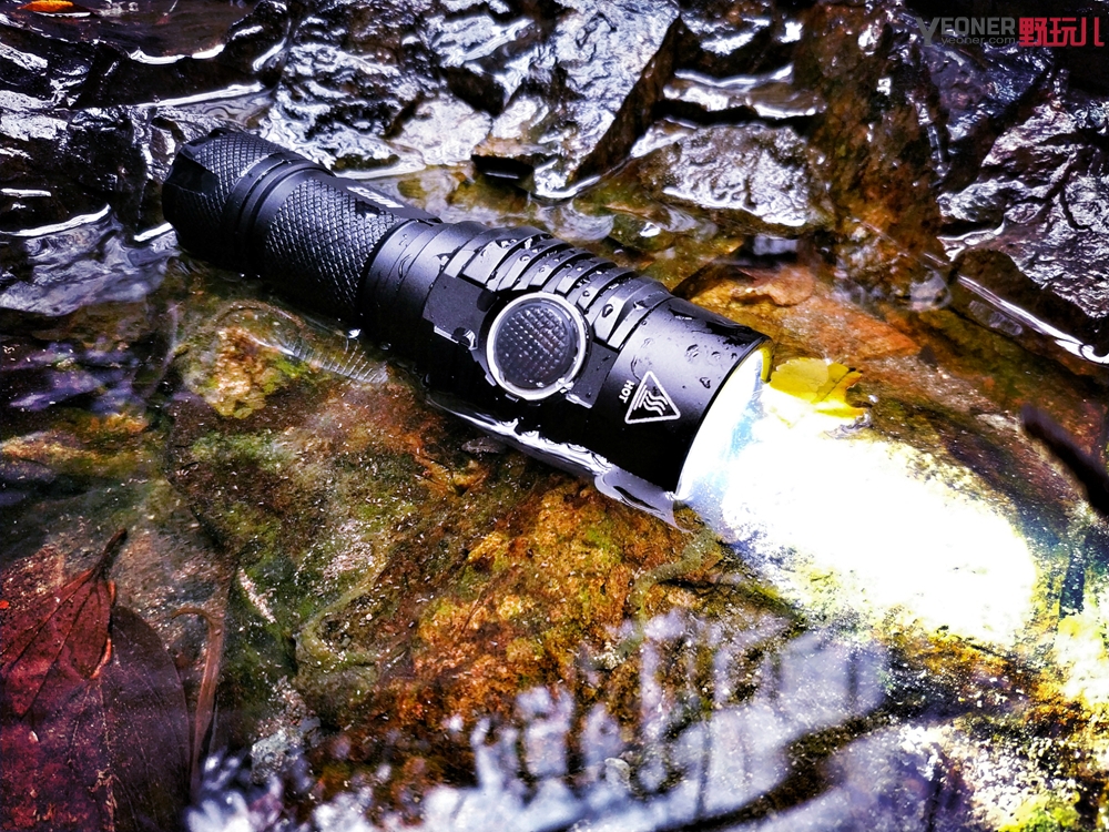 奈特科尔mh12v2和mh12se哪款好,奈特科尔mh10v2和mh12v2