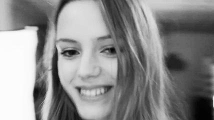 美妆播报｜TOMFORD新春限量浪漫来袭，小黑瓶十周年兰蔻全新打造“小嫩膜”