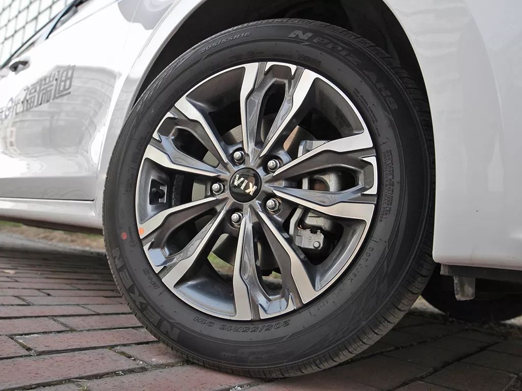 新款起亚福瑞迪试驾,试驾起亚福瑞迪新款